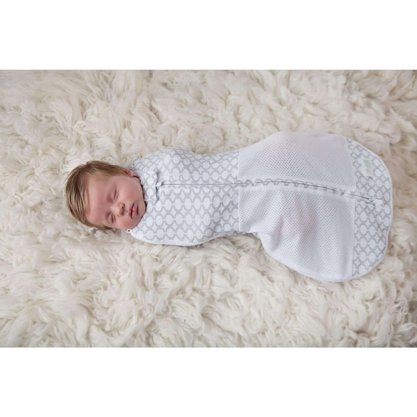 Woombie Grow With Me Air - Mod Circles 0-18M - NURSERY & BEDTIME - SLEEPING BAGS